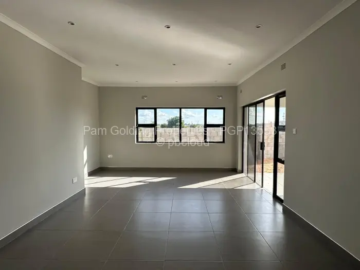 Townhouse/Cluster for Sale in Hopeville, Bulawayo