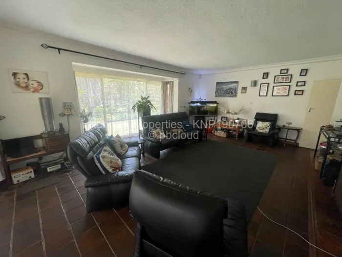 4 Bedroom House to Rent in Emerald Hill, Harare