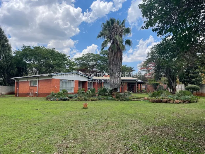4 Bedroom House to Rent in Emerald Hill, Harare