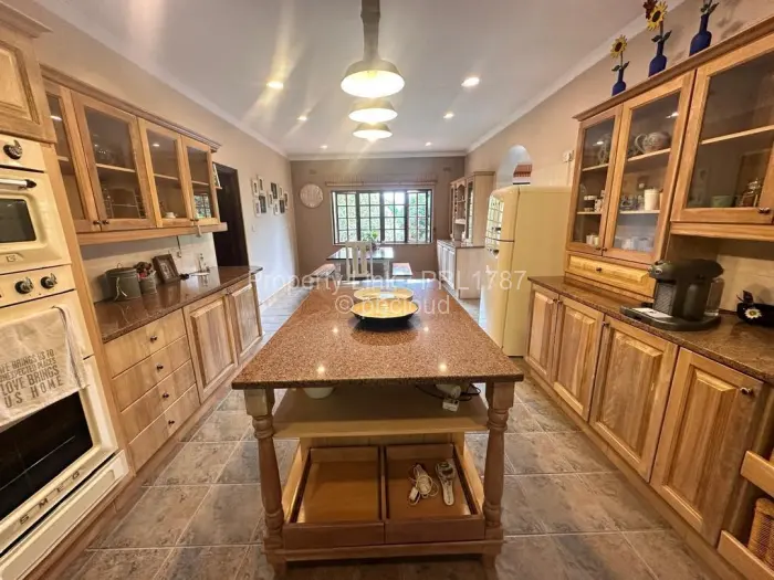 5 Bedroom House for Sale in Borrowdale Brooke, Harare