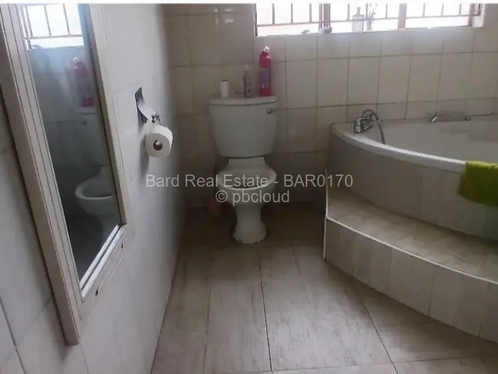 5 Bedroom House to Rent in Southerton