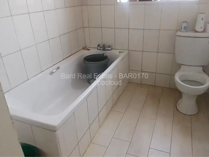 5 Bedroom House to Rent in Southerton