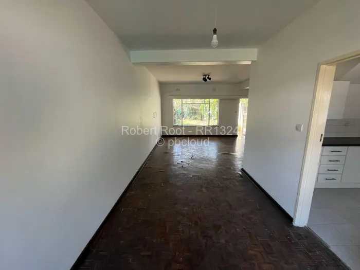 Flat/Apartment to Rent in Avondale West