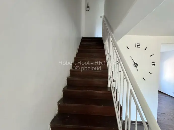 Flat/Apartment to Rent in Avondale West