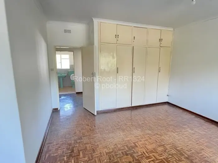 Flat/Apartment to Rent in Avondale West