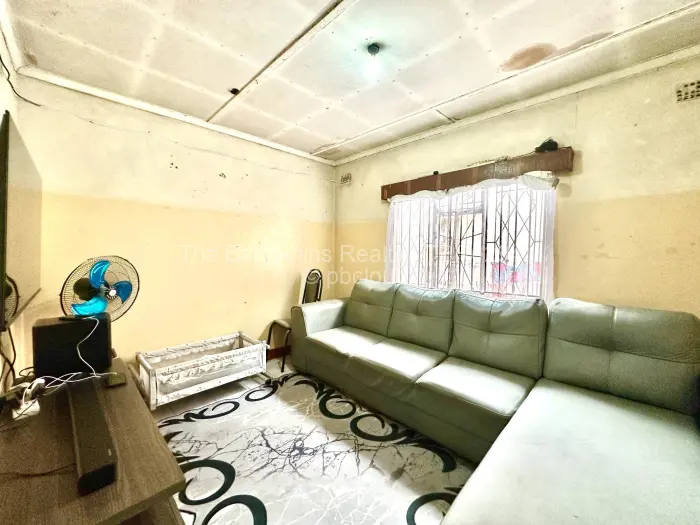 4 Bedroom House for Sale in Glen Norah, Harare