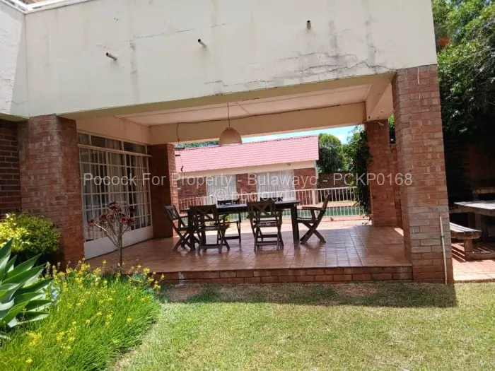 4 Bedroom House for Sale in Kumalo, Bulawayo