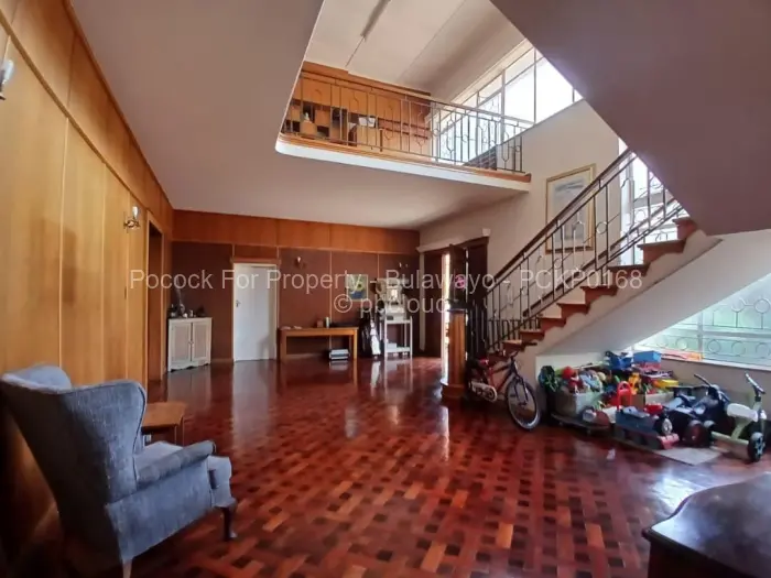 4 Bedroom House for Sale in Kumalo, Bulawayo