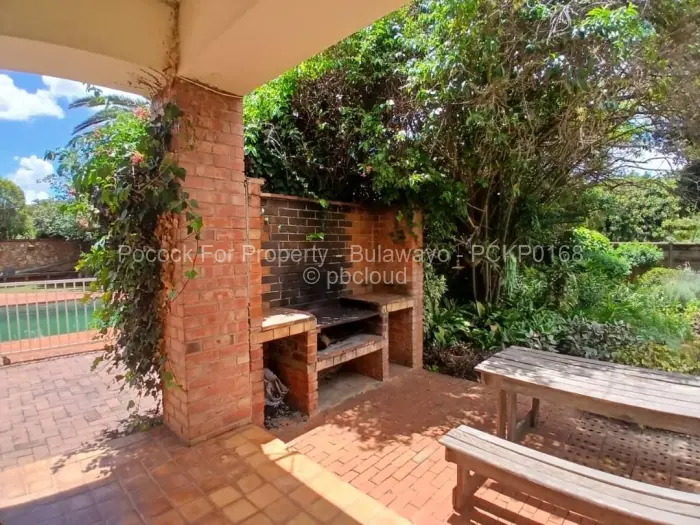 4 Bedroom House for Sale in Kumalo, Bulawayo