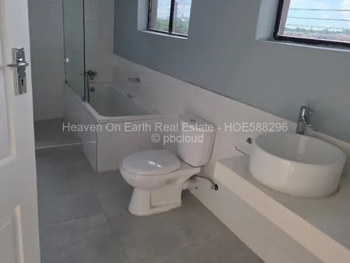 Flat/Apartment to Rent in Alexandra Park, Harare