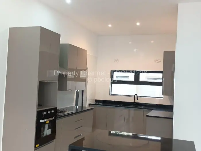 Townhouse/Cluster for Sale in Pomona, Harare