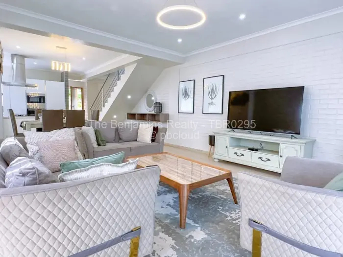 Townhouse/Cluster to Rent in Greendale, Harare