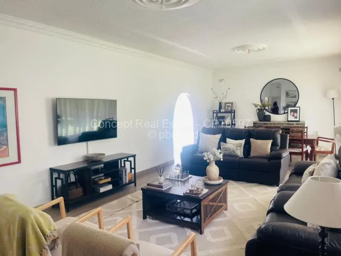 4 Bedroom House for Sale in Sunridge, Harare
