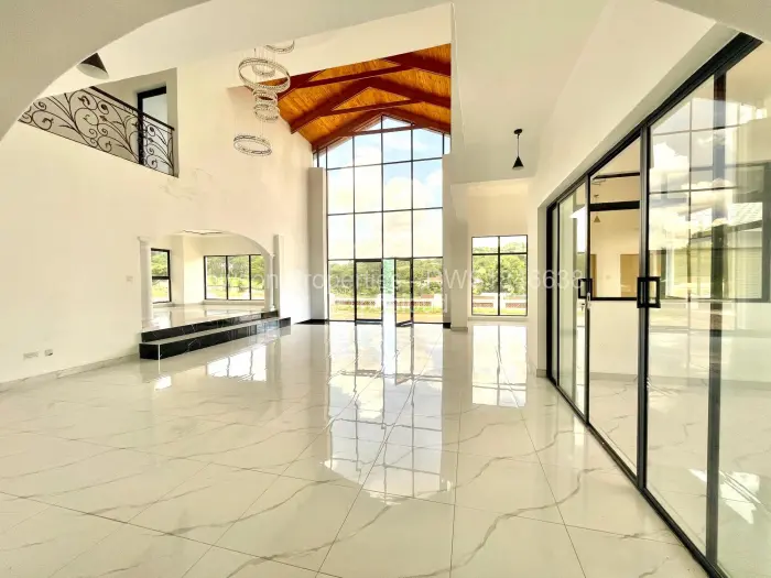 Townhouse/Cluster for Sale in Borrowdale, Harare