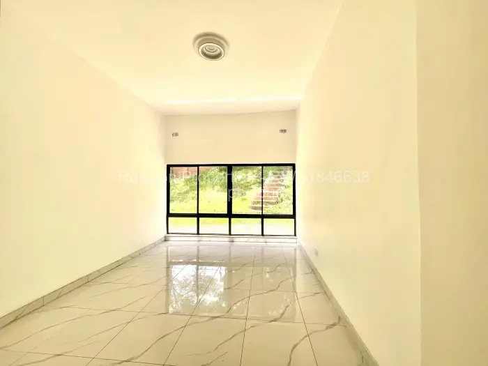 Townhouse/Cluster for Sale in Borrowdale, Harare