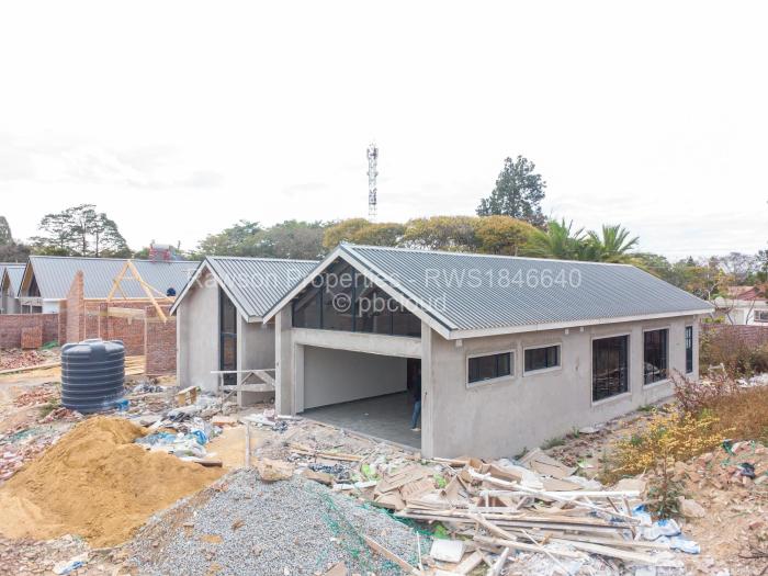 Townhouse/Cluster for Sale in Athlone, Harare