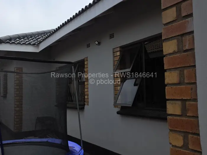 4 Bedroom House for Sale in Madokero Estates, Harare