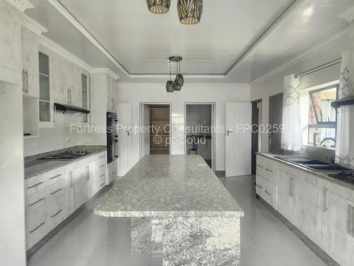 House for Sale in Windsor Park, Ruwa