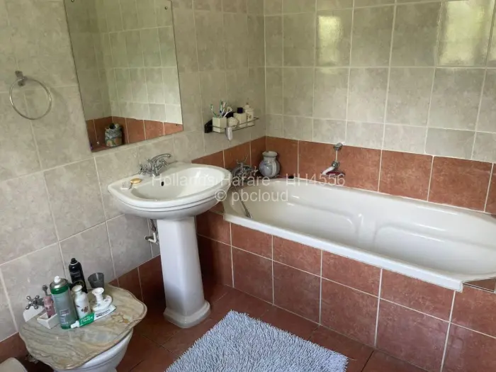 Townhouse/Cluster to Rent in Borrowdale Brooke, Harare