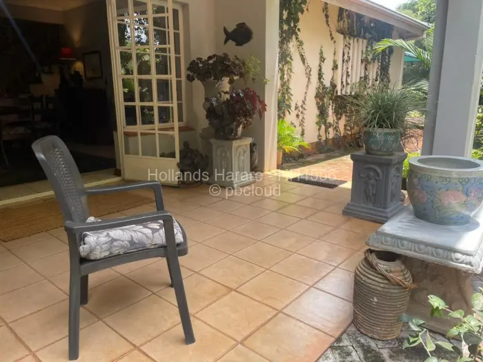 Townhouse/Cluster to Rent in Borrowdale Brooke, Harare