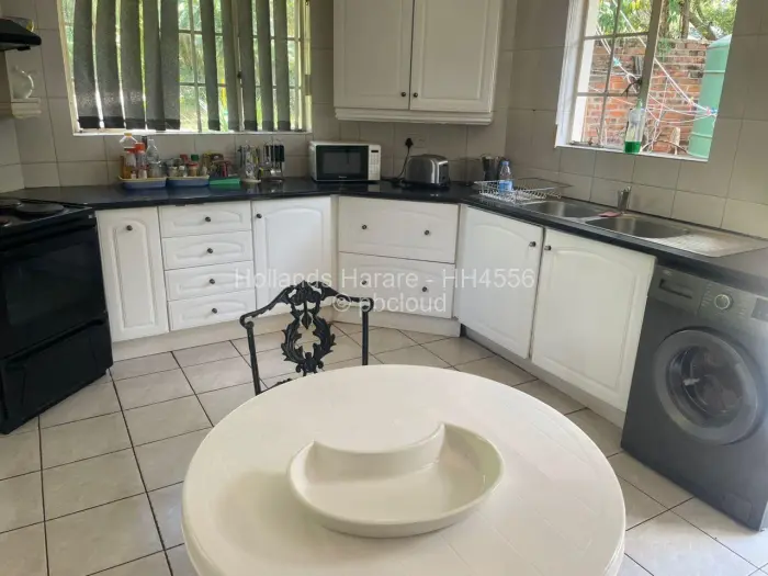 Townhouse/Cluster to Rent in Borrowdale Brooke, Harare