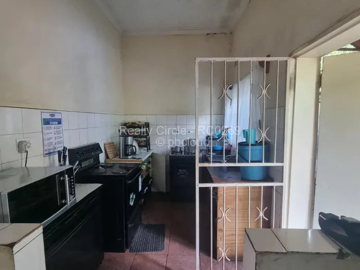 Flat/Apartment for Sale in Mandara, Harare