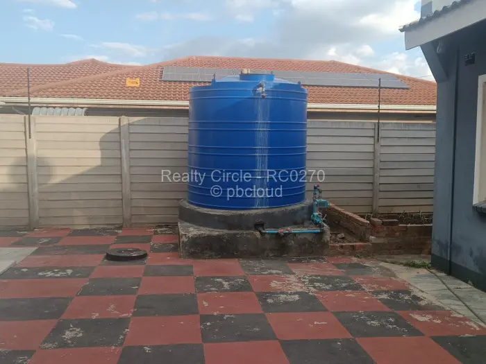 Flat/Apartment to Rent in Westgate, Harare