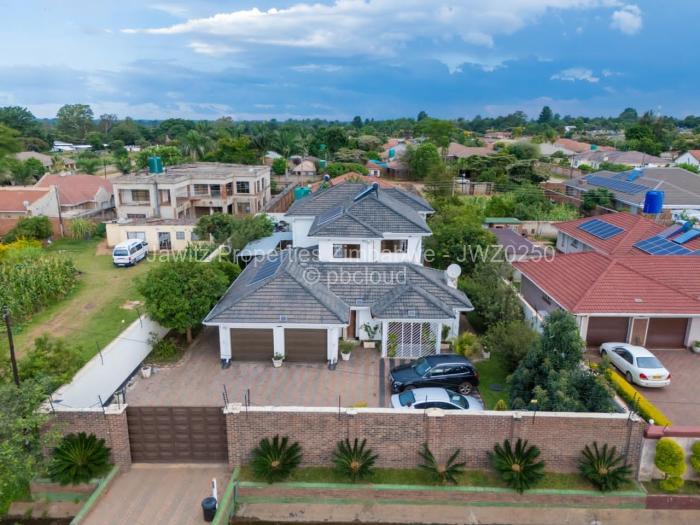 6 Bedroom House for Sale in Adylinn, Harare