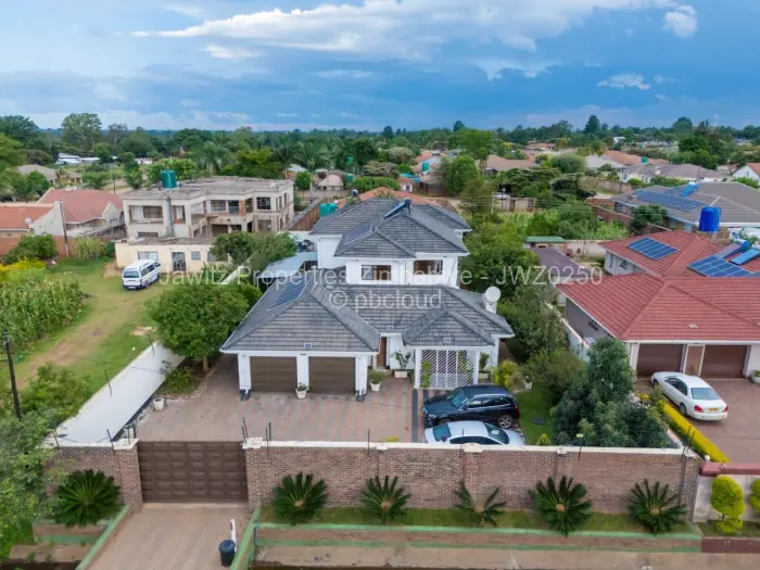 6 Bedroom House for Sale in Adylinn, Harare