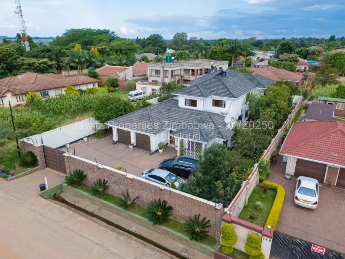 6 Bedroom House for Sale in Adylinn, Harare