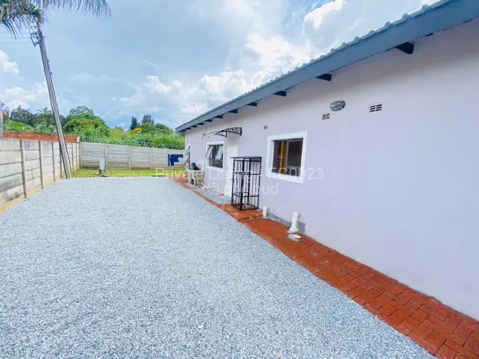 Townhouse/Cluster to Rent in The Grange, Harare