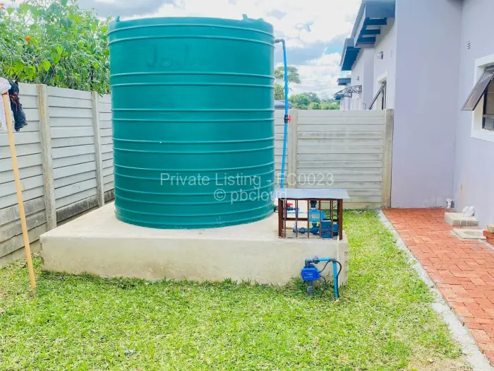 Townhouse/Cluster to Rent in The Grange, Harare