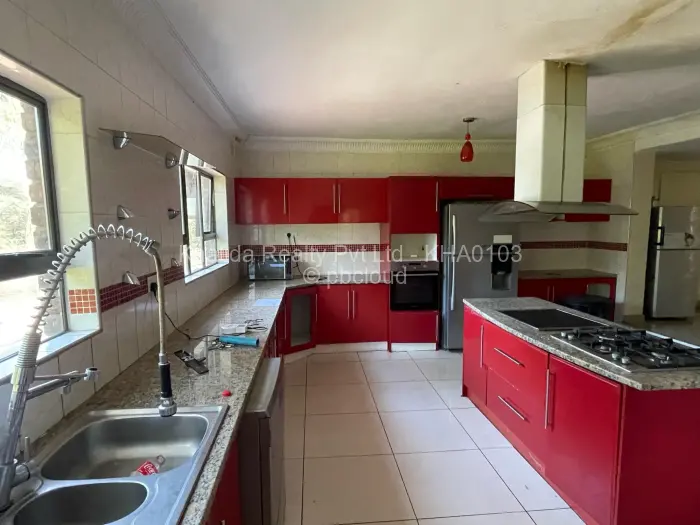 6 Bedroom House for Sale in Monavale, Harare