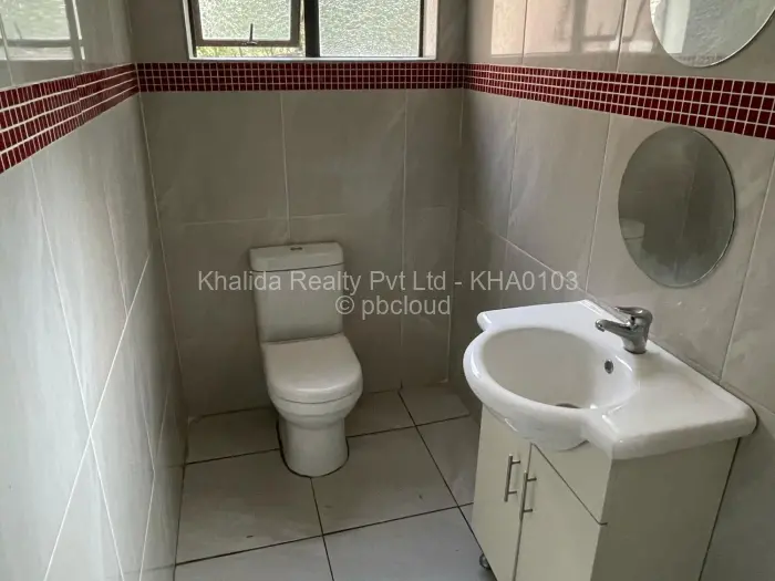 6 Bedroom House for Sale in Monavale, Harare