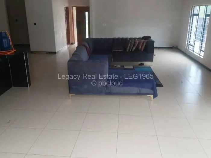 4 Bedroom House for Sale in Crowhill Views, Harare