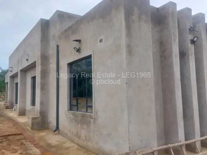 4 Bedroom House for Sale in Crowhill Views, Harare