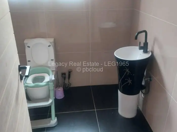 4 Bedroom House for Sale in Crowhill Views, Harare