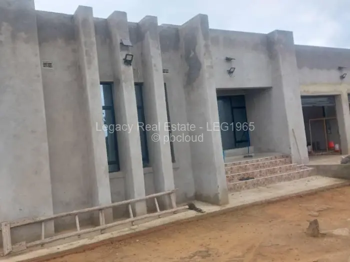 4 Bedroom House for Sale in Crowhill Views, Harare