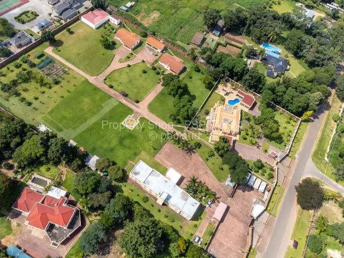 9 Bedroom House for Sale in Quinnington, Harare