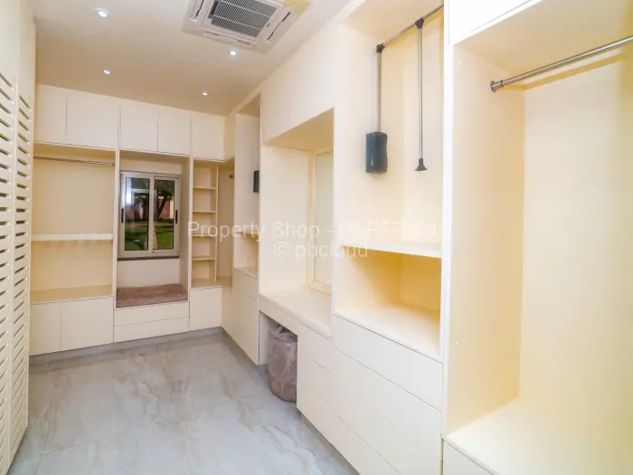 9 Bedroom House for Sale in Quinnington, Harare