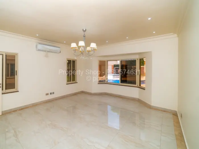 9 Bedroom House for Sale in Quinnington, Harare