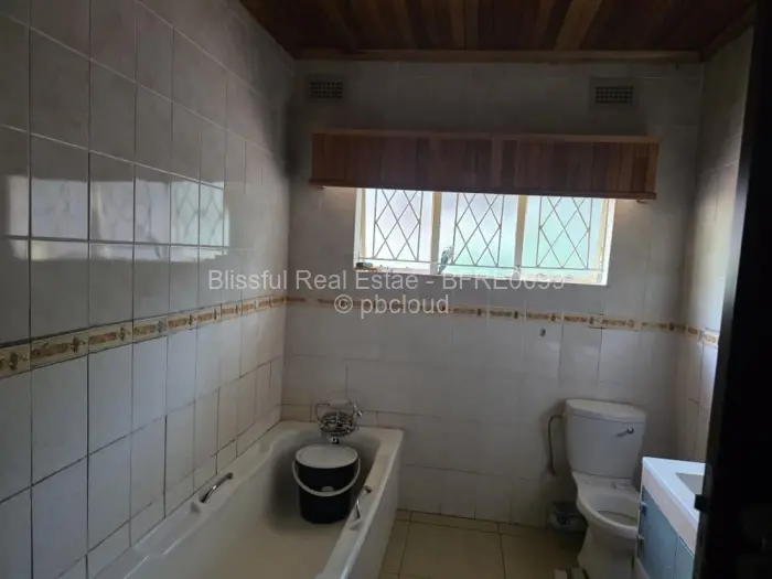4 Bedroom House for Sale in Murambi, Mutare