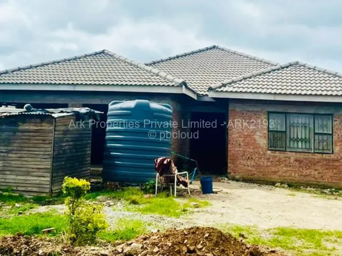 House for Sale in Sandton Park, Harare