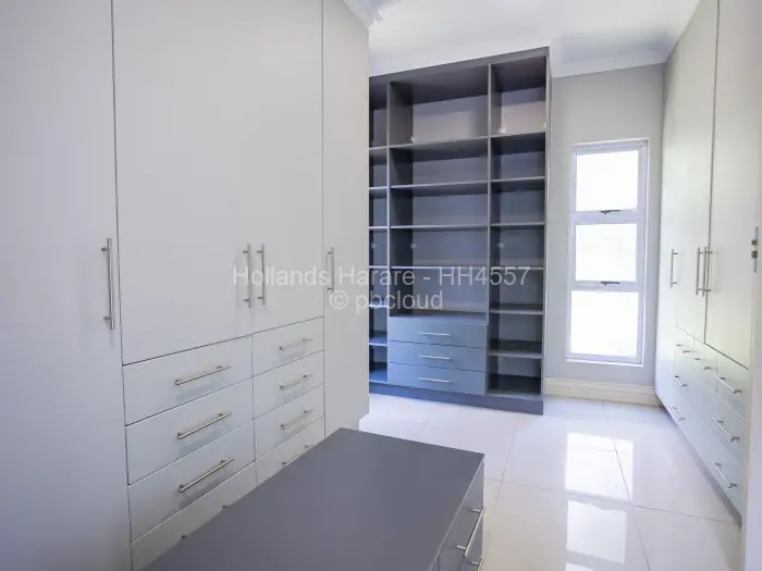 4 Bedroom House to Rent in Arlington