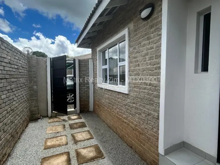 Townhouse/Cluster for Sale in Greendale, Harare