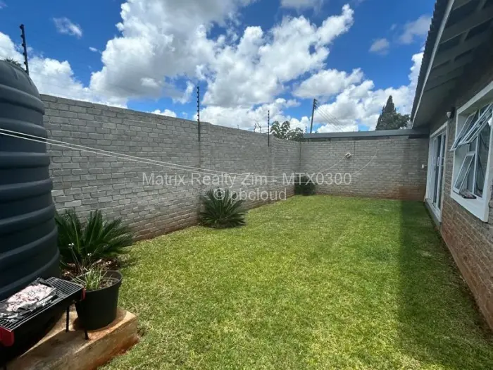 Townhouse/Cluster for Sale in Greendale, Harare