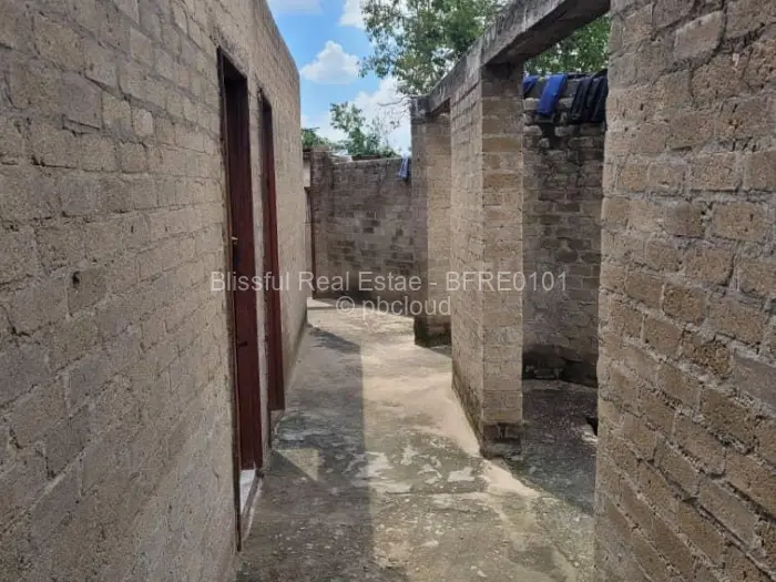 3 Bedroom House for Sale in Zengeza, Chitungwiza