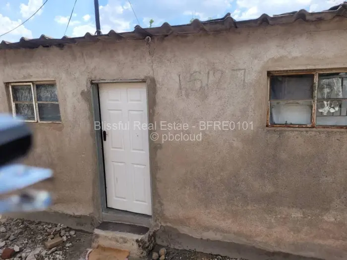 3 Bedroom House for Sale in Zengeza, Chitungwiza