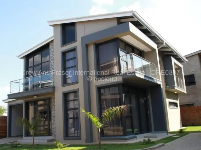 Townhouse/Cluster to Rent in Highlands