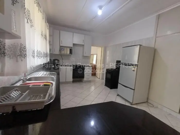 3 Bedroom House for Sale in Tiger's Kloof, Mutare